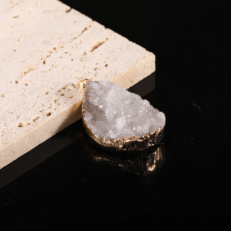 Raw Clear Quartz Necklace_2