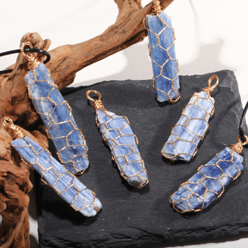 Raw Kyanite Necklace_4