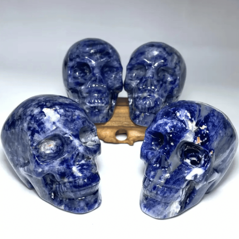Blue Lace Agate Skull_size