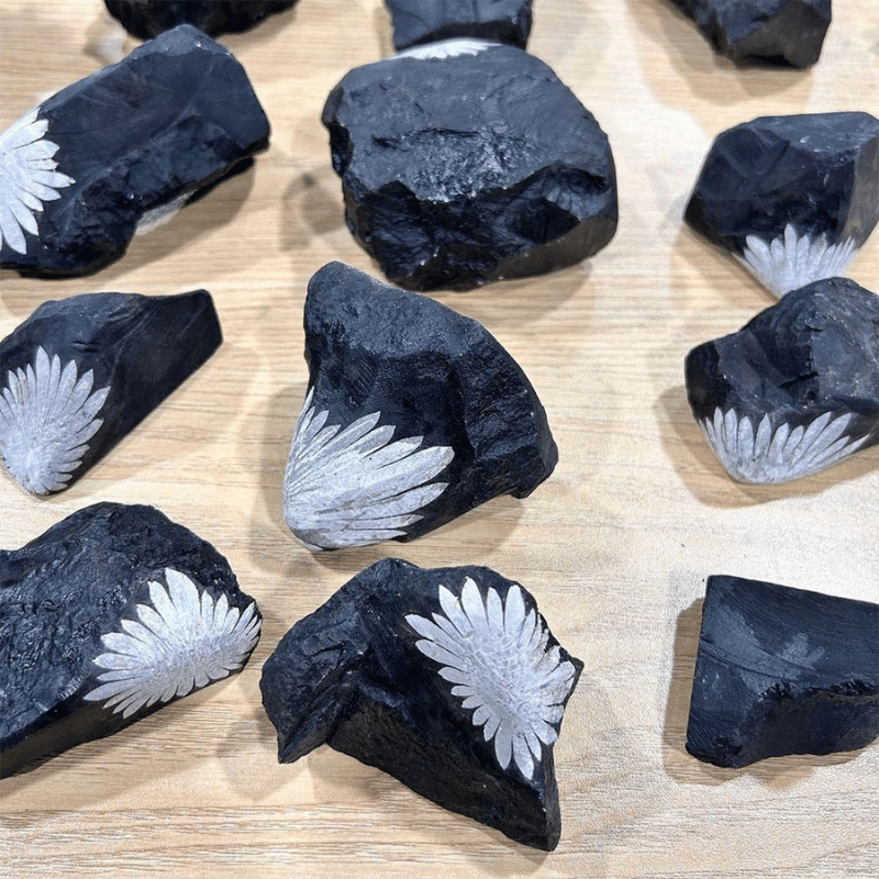 Chrysanthemum Flower Stone raw