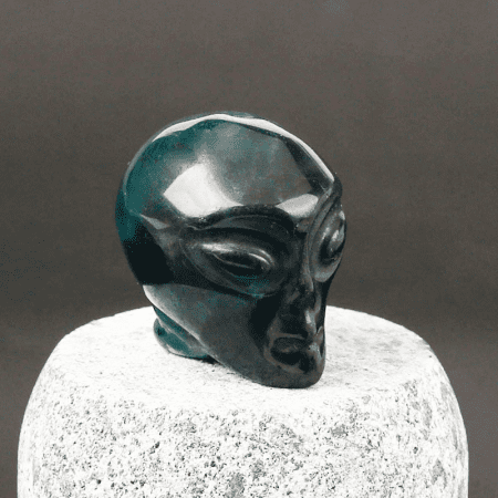 Crystal alien skull