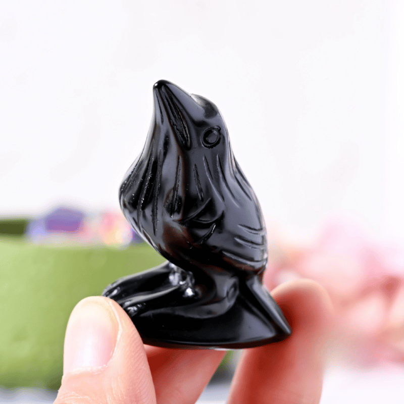 Obsidian Crow Carvings_STYLE