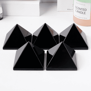 Obsidian Pyramid color