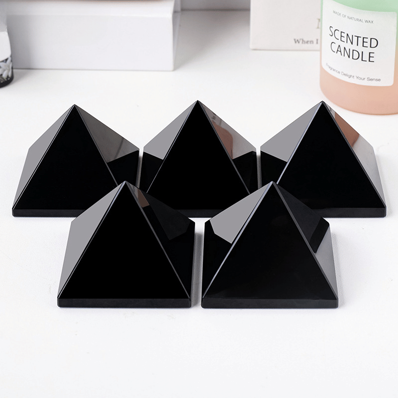 Obsidian Pyramid color